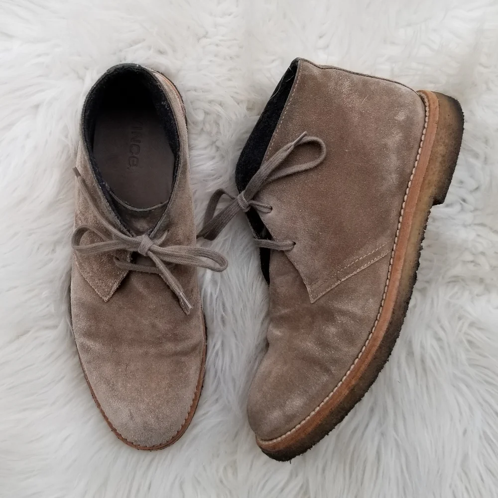 Vince Benson Suede Chukka Boot Taupe